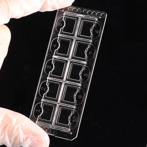 Puces microfluidiques personnalisées pour la manipulation des cellules cancéreuses et les tests cellulaires - Product Image 5