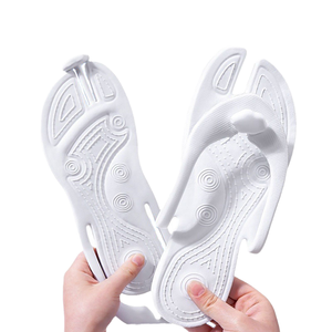 Chanclas Plegables Ligeras Blancas, Sandalias de Playa Portátiles para Viaje, Diseño de Plástico Conveniente, Uso Casual al Aire Libre - Product Image 1