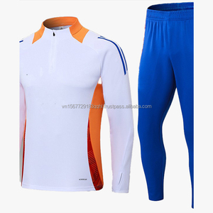 เสื้อฟุตบอลพิมพ์ลายแบบซิปครึ่งตัว แขนยาว กางเกงขายาว ชุดระบายอากาศ แห้งเร็ว ปรับแต่งโลโก้ได้ - Product Image 4