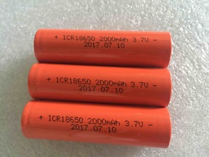 18650 <span class=keywords><strong>3</strong></span>.7V lityum iyon batarya 2000mAh silindirik şarj edilebilir pil 18650 lityum iyon batarya için oyuncaklar ve elecdric cihazları - Product Image 5