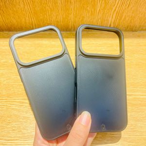 Funda de Teléfono Barata, Lisa, con Ranura Única, para <span class=keywords><strong>iPhone</strong></span> 17, 17 Pro, 17 Pro Max, 16, 15, 14, 13, 12, <span class=keywords><strong>11</strong></span>, Negra Mate - Product Image 1