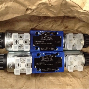 0811404207 4WRL16V200M-3X/G24Z4/M อุปกรณ์ไฟฟ้าแบบสัดส่วน - Product Image 2