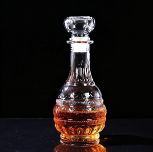 Ensemble de carafes miniatures en verre cristal haut de gamme avec motifs sculptés en 3D pour cadeaux de mariage, petites bouteilles de liqueur, vente en gros - Product Image 5