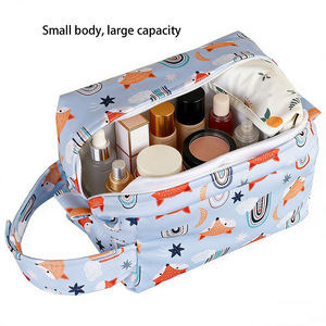 Borsa Riutilizzabile Elegante e di Alta Qualità 22*14*16cm, Resistente all'Acqua, con Motivo Leone, per Raccolta Pannolini o Altri Oggetti, Appendibile e Portatile - Product Image 6