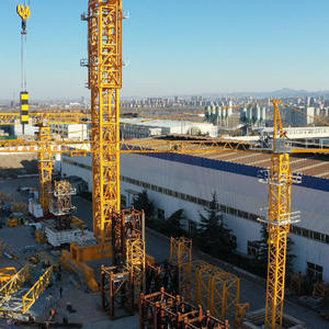 Grúa Torre TC5013S-5 del Fabricante para Obras de Construcción, Talleres, Puentes y Edificios de Gran Altura con Componentes de Motor de Engranaje Central - Product Image 3