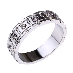 Yunnique – bague en or blanc pour hommes, design géométrique, diamants sertis dans les canaux, bijoux à la mode, cadeau - Product Image 2
