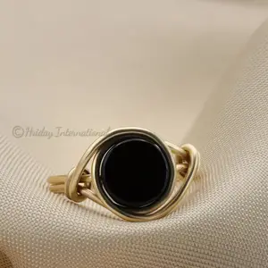 New Trendy Women Wholesale Black Onyx Gemstone Oval Flat Women Silver wire wrapped Knot Ring Manufacturer Supplier Gold Plated