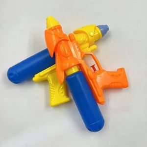 ปืนฉีดน้ำพลาสติกสำหรับเด็กของเล่นชายหาดปืนฉีดน้ำชายหาดขนาดเล็กของเล่นชายหาดฤดูร้อน - Product Image 3