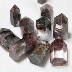 Vente en gros de cristaux naturels polis CrystalHola, quartz fantôme, pointe de 3-4 cm, tendance de la mode, cristal apaisant, décoration pour la maison, le bureau et la chambre - Product Image 1