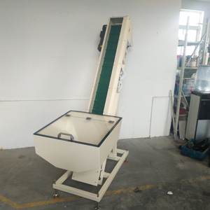 चीन आपूर्तिकर्ता की स्टेनलेस स्टील ऊर्ध्वाधर बाल्टी लिफ्ट 220v मोटर औद्योगिक उपकरण हॉपर फीडर 1 वर्ष की वारंटी - Product Image 5