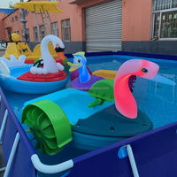 Bateau à manivelle QIQU incassable pour jeux aquatiques - Garantie anti-fissures, HDPE vierge, lumières LED RGB, autonomie de 12 heures, usage commercial