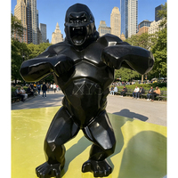 Sculpture de gorille géométrique en FRP peinte sur mesure pour la décoration de parcs urbains