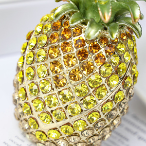 SHINNYGIFTS, figurita de <span class=keywords><strong>piña</strong></span> pintada a mano, caja de baratija de joyería esmaltada de cristal completo, adornos decorativos para decoración del hogar - Product Image 5