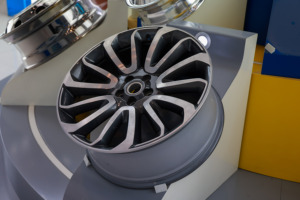 22.5X11ล้อเหล็ก75ล้อพร้อมยางซุปเปอร์เดี่ยวแบบเปลี่ยนได้ - Product Image 5