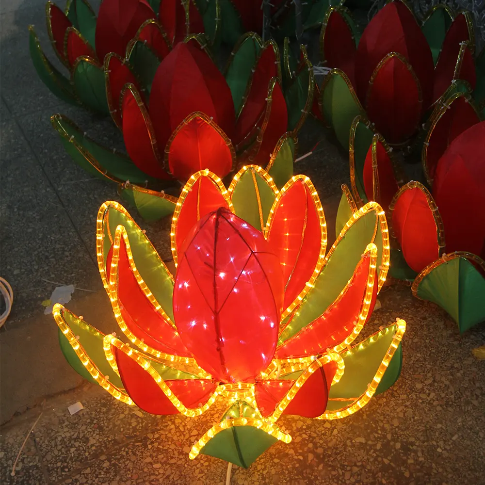 Belles lanternes à fleurs de lotus en gros lanterne du nouvel an chinois lanterne chinoise commerciale lumières LED