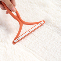 Brosse anti-poils pour animaux de compagnie, outil de nettoyage des tissus, grattoir en plastique pour poils de chat et de chien – Offre spéciale