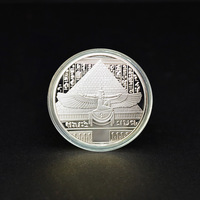 Pièce commémorative de l'Égypte ancienne, motif Néfertiti et pyramide, médaillon de collection en alliage de zinc, vente en gros personnalisée