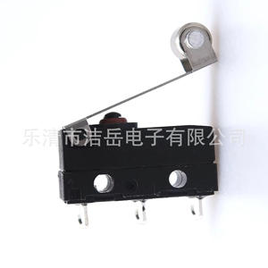 สวิตช์ไมโครกันน้ำ Kw2 Spdt Ip65 คันโยกแบบลูกกลิ้ง เปลือกพลาสติก ใช้ในยานยนต์ - Product Image 4