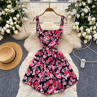 Robe d'été sans manches à imprimé floral pour femme, col carré, dos nu, taille nouée, courte, coupe trapèze, idéale pour les vacances à la plage