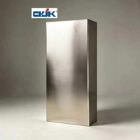 Armoire verticale en acier inoxydable pour enrouleur de tuyau d'incendie, double porte haut-bas, coffre de rangement pour matériel de lutte contre l'incendie, durable et flexible