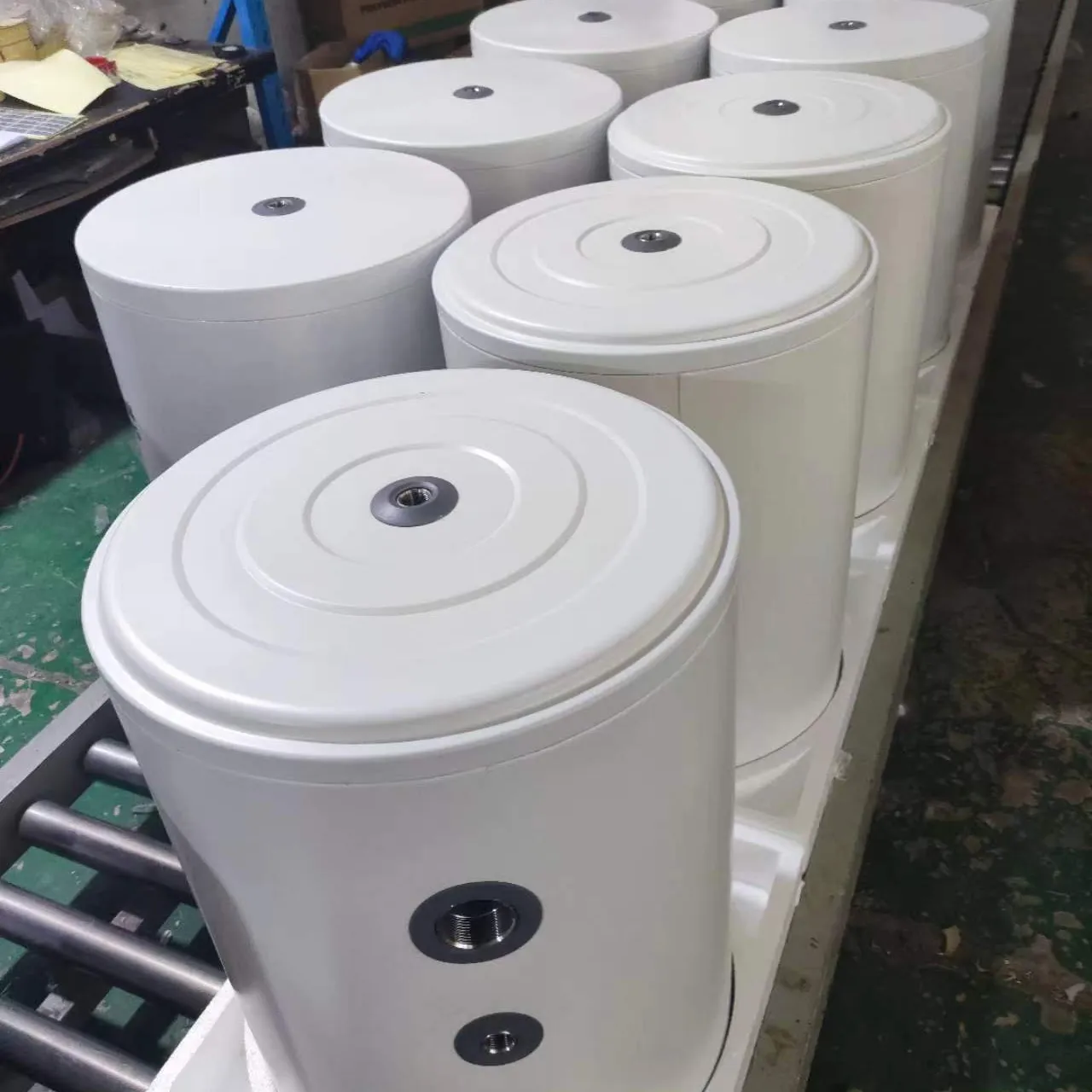 Conventional circular hot water buffer tank 8kw 10w 16kw 18kw heat pump buffer tank 40L 60L 100L 150L 200L 260L 300L 400L 500L