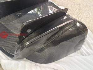 Kit de corps de lèvre de pare-chocs de spoiler arrière en Fiber de carbone véritable de Style RZ d'usine pour Tesla Model <span class=keywords><strong>X</strong></span> comprend un diffuseur arrière - Product Image 4