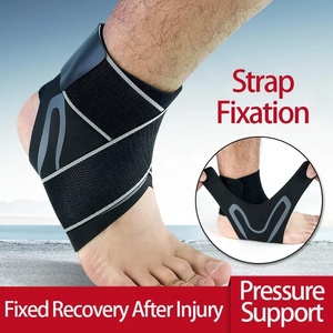 Vente flash : Attelle de cheville de compression élastique réglable pour la course à pied et le basketball avec sangle - Product Image 1