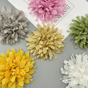 Flores de tela de camelia hechas a mano de 9 cm, accesorios de joyería DIY, decoraciones para zapatos y sombreros - Product Image 2