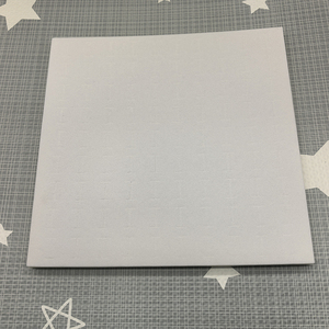 Plateau d'insertion personnalisable en <span class=keywords><strong>mousse</strong></span> floquée blanche pour porte-bagues, doublure de présentation de bijoux en éponge de velours pré-découpée pour vitrine de vente au détail - Product Image 3