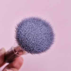 Pinceau de Maquillage Fond de Teint en Poils Synthétiques avec Manche en Bois, Pinceau Cosmétique pour Poudre Visage, Étiquette Privée Personnalisée, Pinceau de Maquillage Doux pour un Effet Polissant - Product Image 3