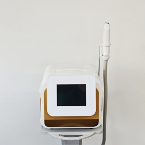 Máquina de eliminación de tatuajes no invasiva con picosegundos, eliminación de manchas solares con ancho de pulso de picosegundos, rejuvenecimiento de la piel, picosegundos profesionales - Product Image 1