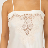 Ensemble pyjama pour femmes Beefey de haute qualité, élégant, léger, respirant, avec haut de camisole et pantalon, avec un design en dentelle