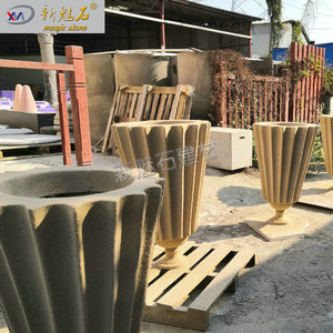 Maceta de Cemento Decorativa para Exteriores, Modelo Magic Stone Grc, Tamaño Personalizado, para Hoteles y Centros Comerciales - Product Image 2