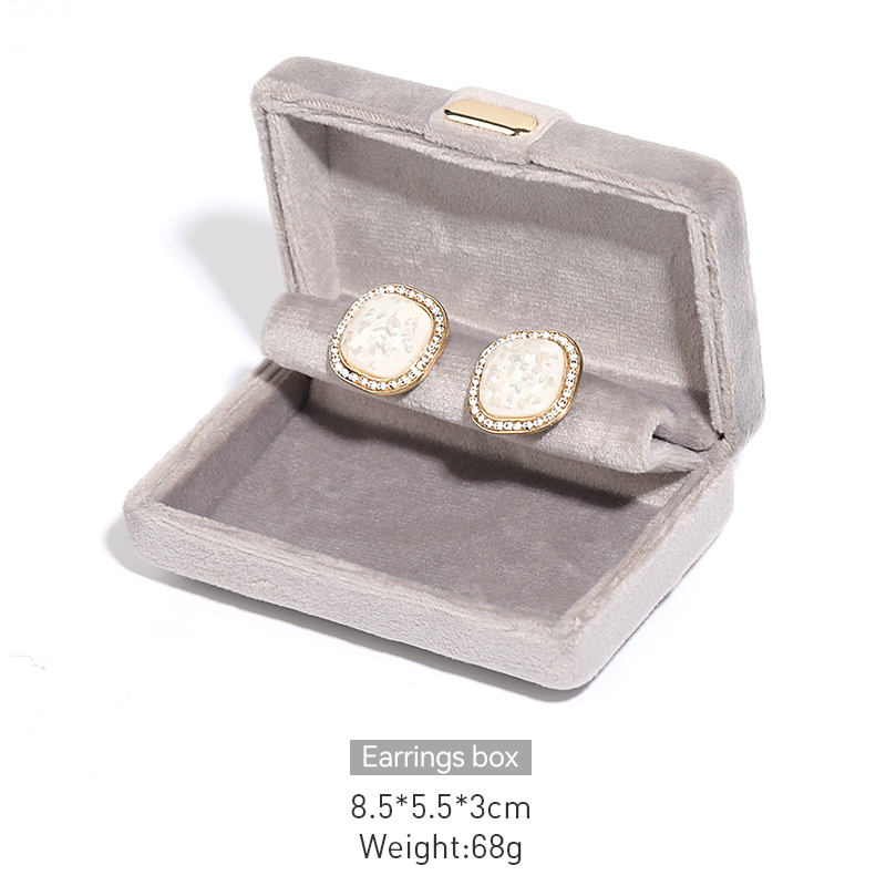 earring box grey