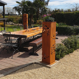 Lampe à colonne carrée en acier corten imperméable pour extérieur, avec motif ajouré LED, pour aménagement paysager extérieur - Product Image 1