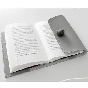 Korean style leather <b>A5</b> book cover, simple and elegant, suitable for reading and <b>notepads</b>. Removable cover. - Product Image 2