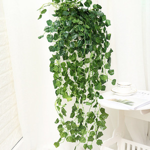 Plante artificielle murale en feuilles de Scindapsus Aureus Hitom, style lierre chinois, pour décoration murale verticale (vente en gros) - Product Image 4