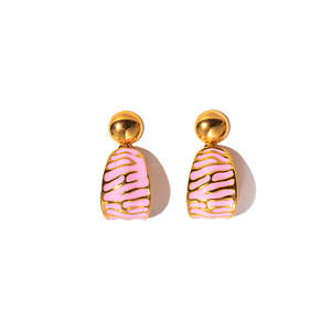 Pendientes de Moda con Diseño de Cebra Rosa, Acero Inoxidable 316L, Baño de Oro PVD, Joyería de Alta Gama - Product Image 1