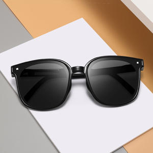 Lunettes de soleil pliantes style TikTok, monture PC, verres TAC, protection UV400, unisexe, pour la pêche, les voyages, la conduite, la mode - Product Image 2