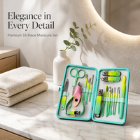 Ensemble de 18 outils de manucure colorés, kit de soin des ongles, outils de beauté, coupe-ongles, kit de pédicure pour la maison ou en voyage