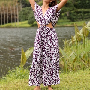 Mono de Pierna Ancha con Tirantes Huecos y Estampado Hawaiano para Mujer, Diseño de Lujo, Alta Calidad, Rayón, 2025 - Product Image 1