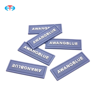 Personalizzato di alta qualità PVC Patch 3D sostenibile abbigliamento in gomma distintivo e etichetta della borsa - Product Image 2