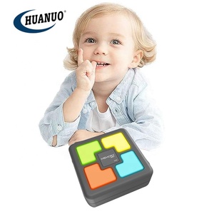 Ánh sáng lên Bộ nhớ trò chơi hội đồng quản trị cầm tay Đồ chơi điện tử màu ghi nhớ cổ điển Bộ nhớ trò chơi cho trẻ em - Product Image 2