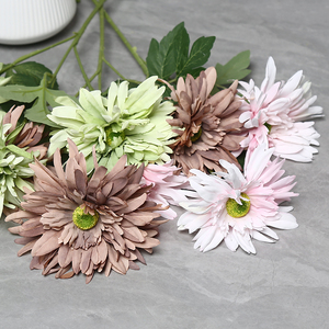 A tre teste fiamma dalia crisantemo Design molto realistico decorazione per festa di nozze da me fiori artificiali di alta qualità - Product Image 4