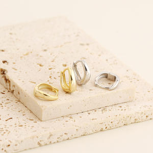 Yf8099 अनियमित ज्यामितीय सूट हूप स्टड ईयररिंग्स 925 महिलाओं के लिए स्टर्लिंग चांदी हाइपोएलर्जेनिक ईयररिंग्स - Product Image 4