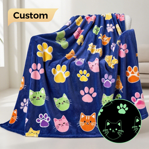 Mantas para niños Patrón personalizado Impresión sublimada Tela luminosa <span class=keywords><strong>100</strong></span> <span class=keywords><strong>por</strong></span> ciento Poliéster Fabricante de China - Product Image 1