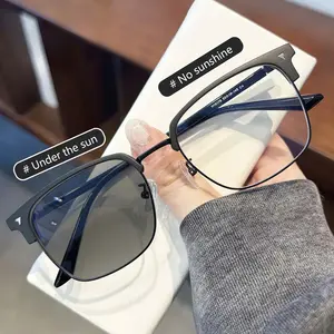 2024 Nieuwe Mode Frame Fotochromische Anti Blauwe Licht Bril Groothandel Optische Frames Hoge Kwaliteit Heren Computerbril
