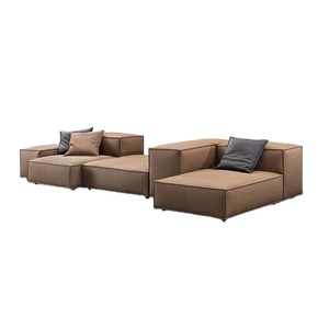Sofá Cuadrado Minimalista Italiano de Una Plaza, en Cuero y Metal, Diseño de Lujo Ligero para Sala de Estar, Estilo Tofu Block, Ideal para Apartamentos Pequeños - Product Image 3