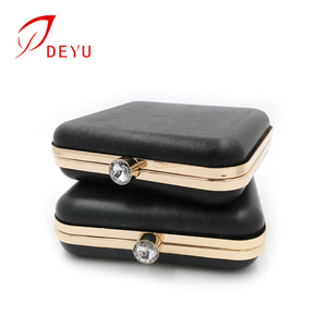 Pochette <span class=keywords><strong>de</strong></span> porte-monnaie avec cadre <span class=keywords><strong>en</strong></span> métal, sac à main, boîte métallique, couverture <span class=keywords><strong>de</strong></span> pochette, vente <span class=keywords><strong>en</strong></span> gros - Product Image 4