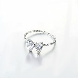 कोरियन शैली महिला लड़कियों क्रिस्टल धनुष उपहार फैशन सस्ते पारदर्शी क्रिस्टल ज़िरकॉन तितली धनुष रिंग - Product Image 2